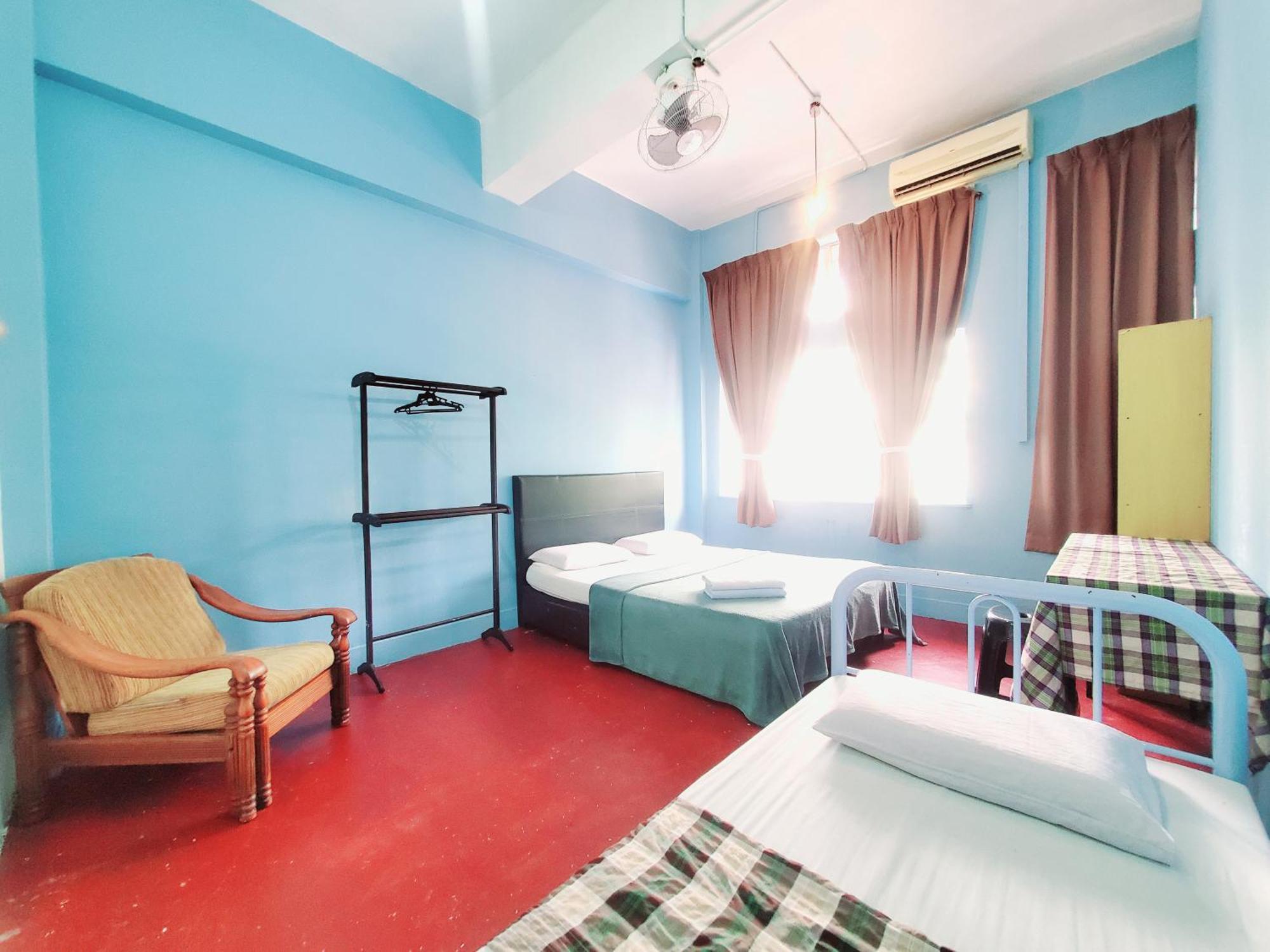 The Jesselton Cabin Sdn Bhd Кота-Кинабалу Экстерьер фото