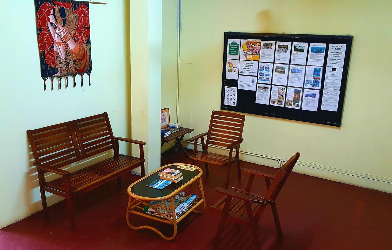 The Jesselton Cabin Sdn Bhd Кота-Кинабалу Экстерьер фото